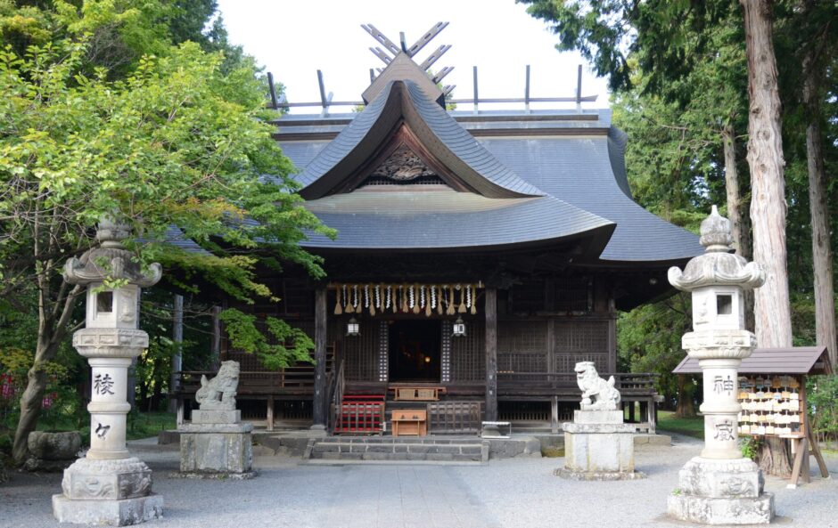 冨士御室浅間神社里宮